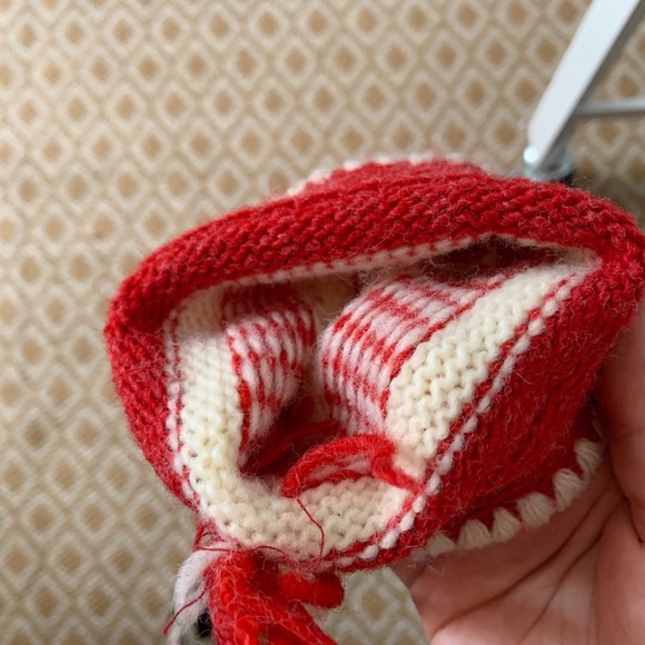 Red and white knit stocking - Picture 5 of 6